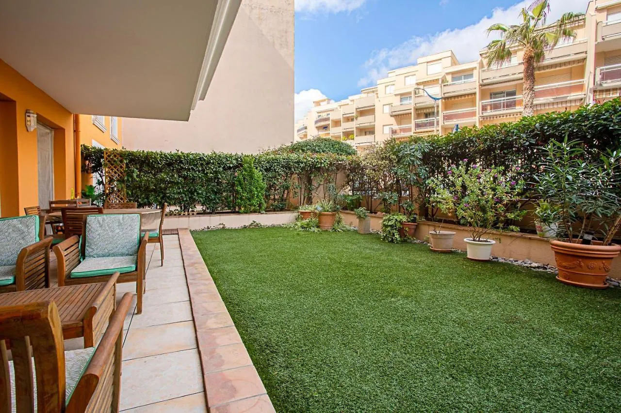 Appartement Centre Ville Cavalaire 0*, Cavalaire-sur-Mer Francja
